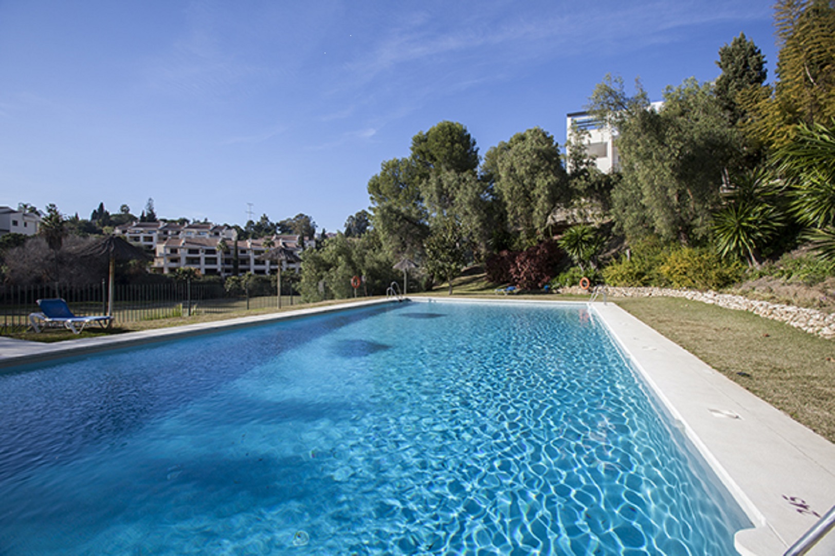 Apartment for sale in Nueva Andalucia, Balcones de la Quinta